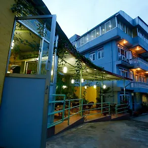 Nandini Hotel